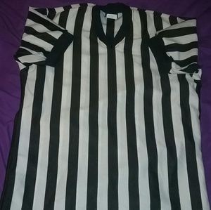 Mens size M. Referee shirt